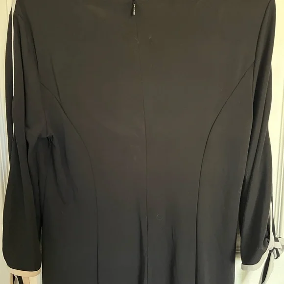Talbots Black Jersey Dress with White Trim Elbow 3/4 Sleeve Size Large Petitie - Picture 8 of 10